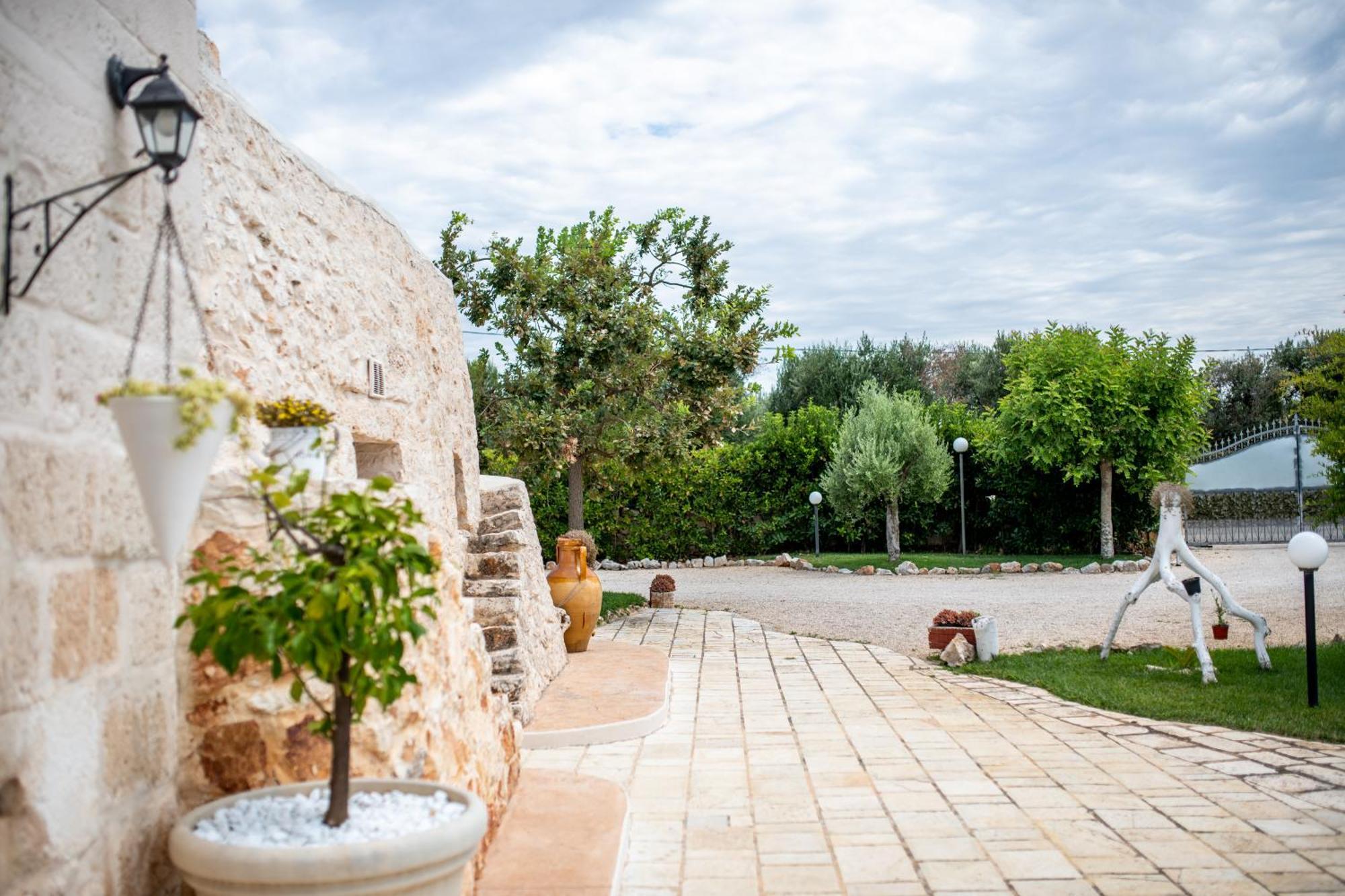 Hasamami Eco Trullo, Ostuni Luxury Suite Eksteriør bilde